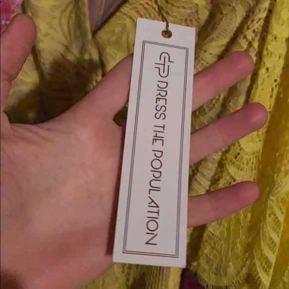 NWT Dress the Population Mia Angel Sleeve Dress - Picture 6 of 8